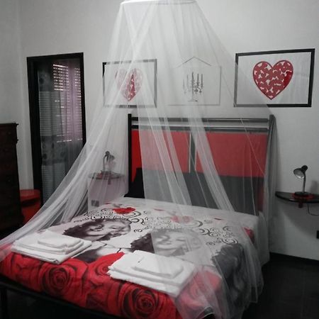 Casa Guen Parma Apartment Luaran gambar